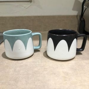 2 Starbucks Coffee Mugs 2017 Black Drip White Teal Drip  Stoneware  Tea Cup 9 oz